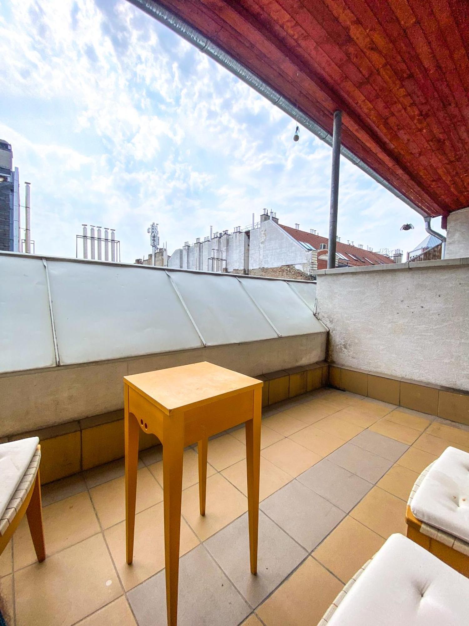 Spacious 2 Story Loft W Balcony Near Opera, Andrassy Budapest Kültér fotó