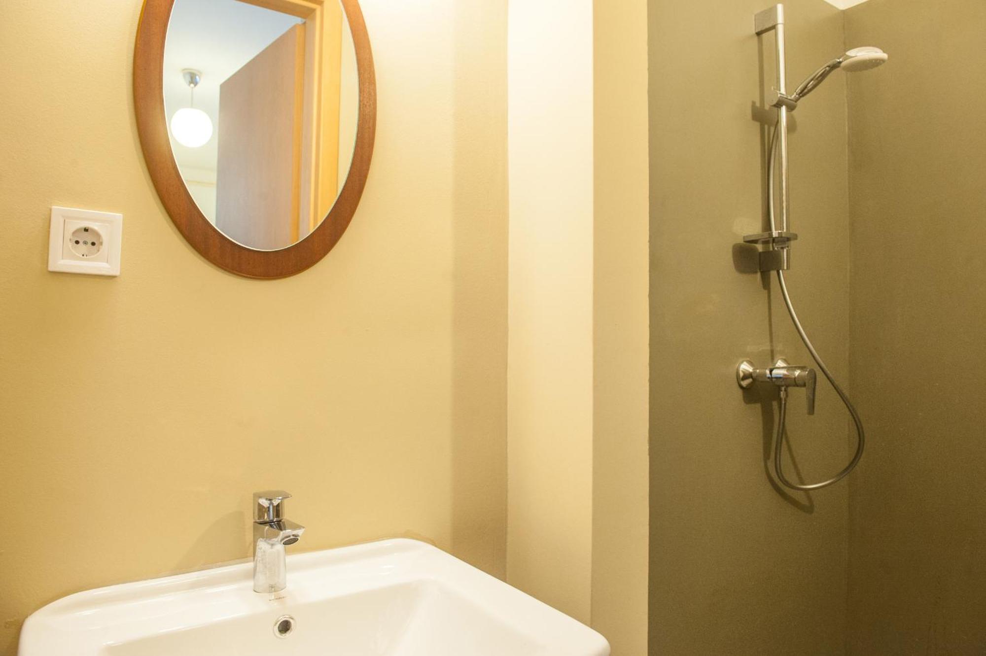 Spacious 2 Story Loft W Balcony Near Opera, Andrassy Budapest Kültér fotó